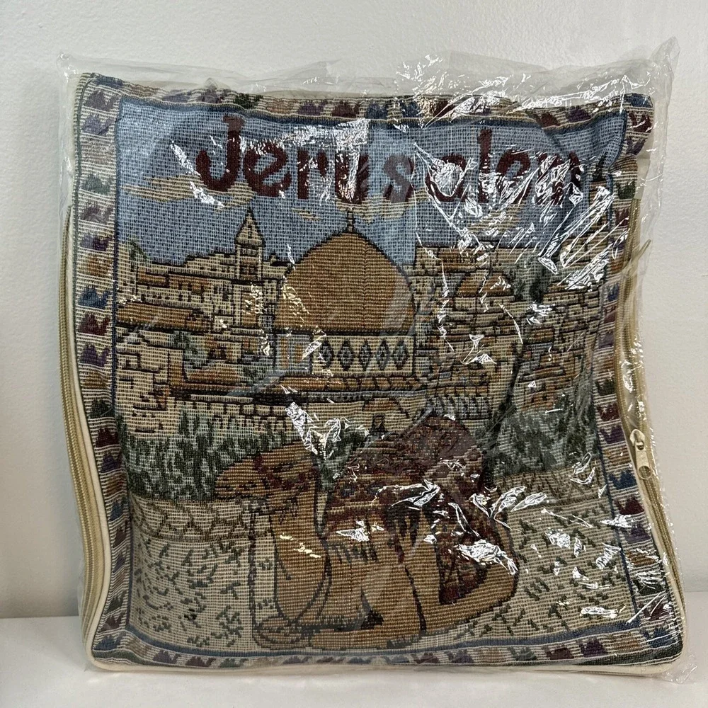 Jerusalem Tapestry Bag Laptop Tablet Handbag Expandable 14x14 Camel Old City